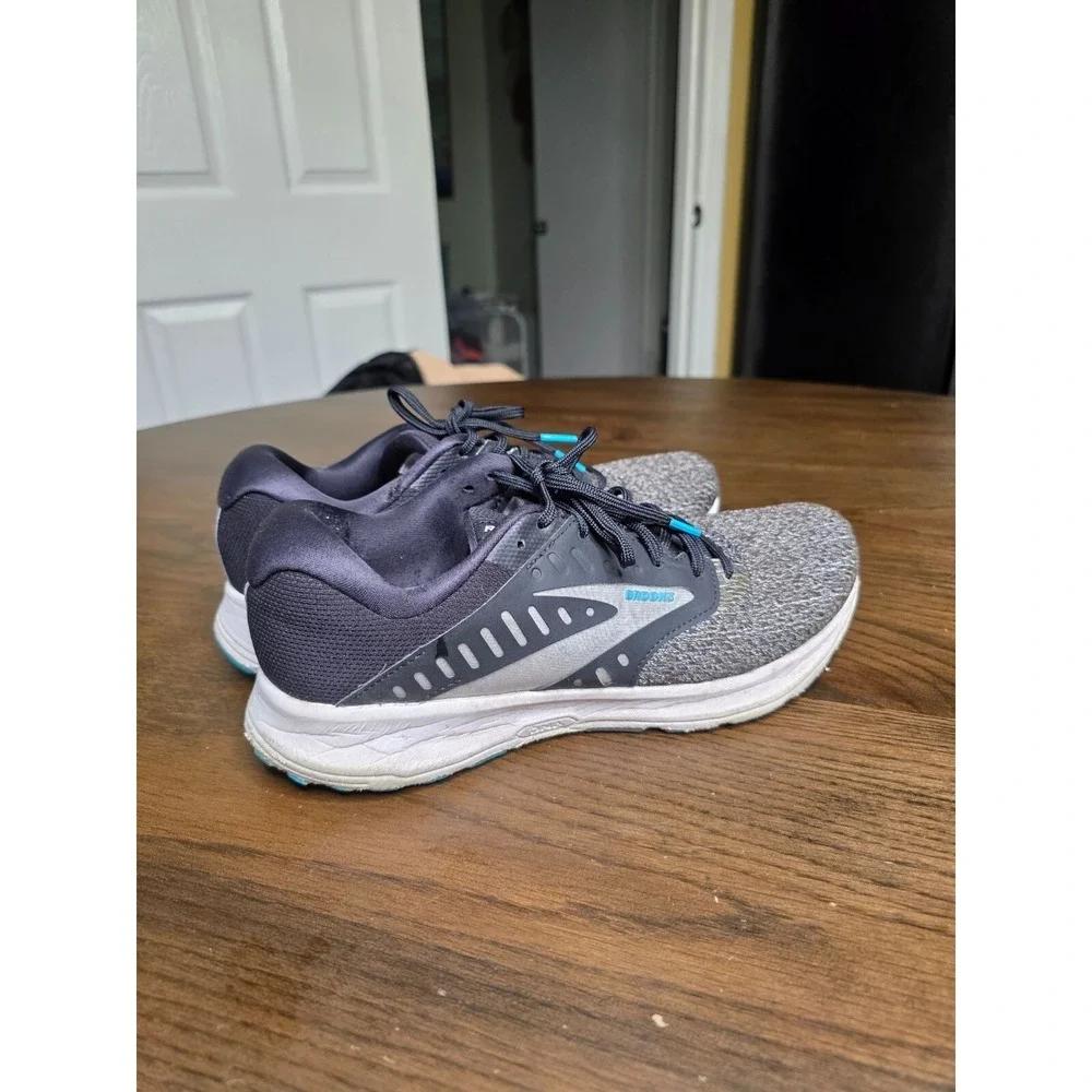 Brooks Range 2‎ Shoes Women's 11 Black Gray Athletic Running Training Sneakers
